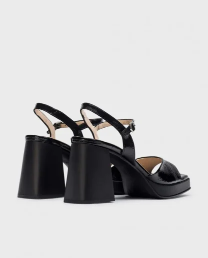 Wonders Sandalia Beatle Negro Sale