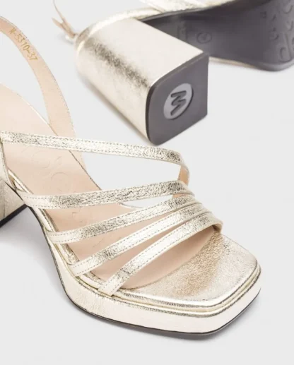 Wonders Sandalia Garli Platino Fashion